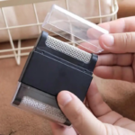 ⁦لمامة وبر ميني 2 في 1 لإزالة الوبر والشعر بسهولة للملابس والمفروشات والسجاد⁩ - الصورة ⁦4⁩