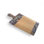 ⁦لوح تقطيع للحوم والخضروات والفواكه خشب بيد ونقوش مبهجة⁩ - الصورة ⁦2⁩