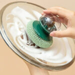 ⁦ليفة غسيل وتنظيف الأطباق والترابيزات والبوتجاز بمقبض لليد مريح قابلة للفك والتركيب⁩ - الصورة ⁦8⁩