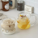 ⁦مج بومبيه 430 ملي بيد لشرب وتقديم العصائر والنسكافيه والايس كوفي من الزجاج الشفاف⁩ - الصورة ⁦2⁩