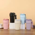 ⁦مج حراري استانليس ستيل 460 ملي بشاشة تاتش لعرض درجة الحرارة وغطاء محكم الغلق ويد للخروج والجيم والرحلات⁩ - الصورة ⁦2⁩