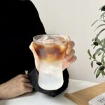 ⁦مج زجاج 370 ملي شيك لشرب وتقديم المشروبات الغازية والعصائر والنسكافيه والايس كوفي للضيوف بشكل شيك⁩ - الصورة ⁦7⁩