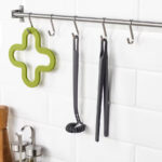 ⁦مضرب خفق يدوي للبيض والبشاميل والكيك مقاوم للحرارة بفتحة لسهولة التعليق⁩ - الصورة ⁦2⁩