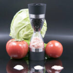 ⁦مطحنة فلفل اسود وتوابل يدوية 2 في 1 من الزجاج عملية وسهلة الاستخدام والتنظيف⁩ - الصورة ⁦2⁩