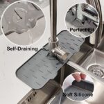 مفرش حنفية سيليكون حامل للصابون والليفه بفتحات لتصريف المياه في حوض