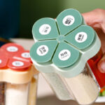 ⁦ملاحة توابل 5 في 1 للسفرة والمطبخ علي شكل وردة للملح والفلفل والشطة⁩ - الصورة ⁦5⁩