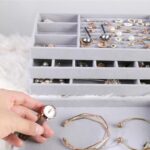 ⁦منظم أدراج للاكسسوارات والمجوهرات 4 قطع للسلاسل والخواتم والحلقان⁩ - الصورة ⁦12⁩