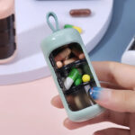 منظم يومي محمول لحبوب الدواء والفيتامينات مقسم 3 خانات للتذكير وعدم النسيان للسفر والخروج