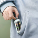 ⁦منظم يومي محمول لحبوب الدواء والفيتامينات مقسم 3 خانات للتذكير وعدم النسيان للسفر والخروج⁩ - الصورة ⁦4⁩