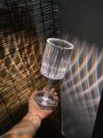 ⁦اباجورة اكريليك كريستال تاتش 12 لون بريموت كنترول لإضاءة هادئة لغرف النوم والمكتب⁩ - الصورة ⁦4⁩