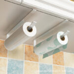 ⁦اندر شيلف حامل ومنظم للمجات والمناديل والفوط من المعدن⁩ - الصورة ⁦7⁩