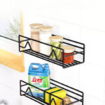 ⁦رف معدن لحمل وتنظيم ادوات المطبخ والحمام كبرطمانات التوابل وزجاجات الزيت والشامبو والفوط⁩ - الصورة ⁦6⁩