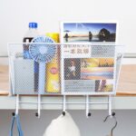 ⁦رف منظم وحامل لأدوات المطبخ والحمام والمكتب وقطع الديكور ب 5 هوكات من المعدن⁩ - الصورة ⁦3⁩