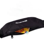 ⁦شنطة وسط وتربروف مقسمة من الداخل لجزئين لحمل الموبايل والمتعلقات الشخصية بحزام قابل للتعديل⁩ - الصورة ⁦10⁩