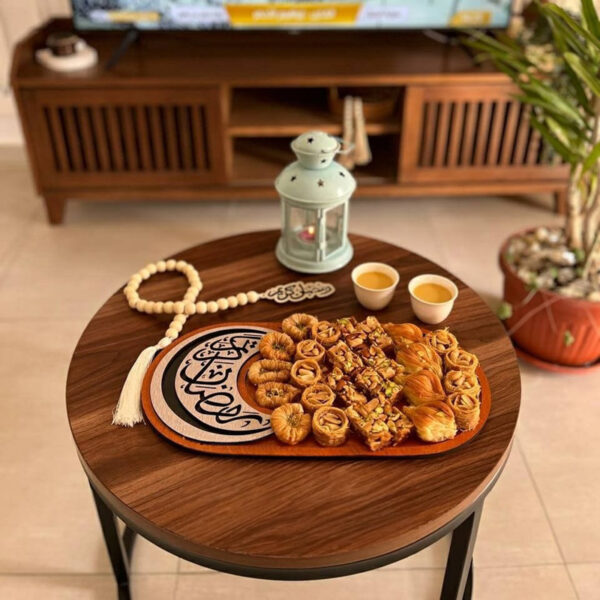 صينية رمضان كريم خشب بهلال لتقديم لتقديم الحلويات والمشروبات الرمضانية