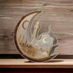 ⁦طبق تسالي بورسلين مجسم هلال وجامع لتقديم التمر والمكسرات والحلويات في عزومات رمضان⁩ - الصورة ⁦5⁩