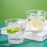 ⁦طقم تقديم العصائر والمشروبات الرمضانية شفشق بغطاء محكم الغلق ويد مع 4 اكواب من الزجاج⁩ - الصورة ⁦3⁩