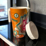 ⁦طقم رمضان كريم شفشق 1.5 لتر مع 3 كوبايات لشرب وتقديم العصائر والمشروبات للضيوف وقت العزومات من البلاستيك⁩ - الصورة ⁦2⁩