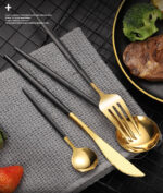 ⁦طقم معالق وشوك وسكاكين جولد أنيق ٢٤ قطعة اسود مثالي للعزومات⁩ - الصورة ⁦2⁩