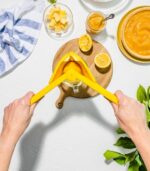 ⁦عصارة ليمون يدوية بمقبض مريح عملية وسهلة الأستخدام من البلاستيك⁩ - الصورة ⁦3⁩