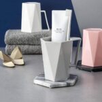 ⁦كوب منظم وحامل لفرش ومعجون الأسنان وأدوات الحلاقة وفرش الميكب من البلاستيك بألوان مختلفة⁩ - الصورة ⁦5⁩