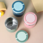 ⁦لانش بوكس جامبو 2 دور بغطاء محكم الغلق ومعلقة لسهولة تناول الطعام ويد للعمل والمدارس والجامعات⁩ - الصورة ⁦3⁩