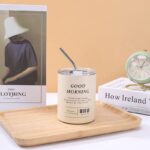 ⁦مج جود مورنينج حراري استانليس ستيل 350 ملي بطريقتين للشرب بغطاء محكم الغلق وشاليموه استانليس للخروج والجيم والسفر⁩ - الصورة ⁦8⁩