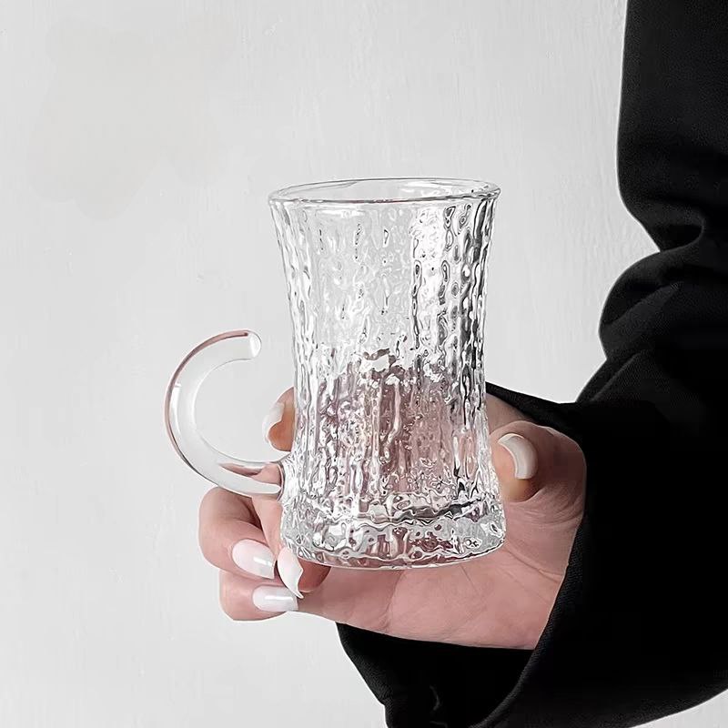 استكانة-زجاج-منقرش-لشرب-وتقديم-الشاي-والقهوة-والاسبريسو-120-ملي-بيد_All_7262_8.jpeg استكانة زجاج منقرش لشرب وتقديم الشاي والقهوة والاسبريسو 120 ملي بيد - الصورة 1