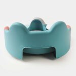 ⁦بوتي مبطنة لتدريب الأطفال علي استخدام التواليت مانعه للأنزلاق بيد تناسب جميع انواع الحمامات⁩ - الصورة ⁦9⁩