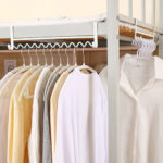 ⁦رف لتعليق شماعات الملابس والشنط داخل الدواليب يثبت علي الارفف من المعدن⁩ - الصورة ⁦4⁩