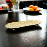 ⁦صينية جولد شيك لتقديم الفواكه والشوكولاته والكحك والبيتي فور للضيوف بشكل شيك⁩ - الصورة ⁦4⁩