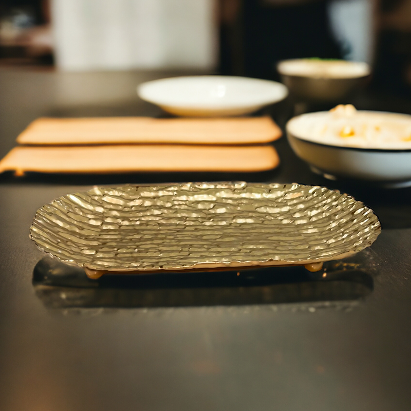 صينية-جولد-شيك-لتقديم-الفواكه-والشوكولاته-والكحك-والبيتي-فور-للضيوف-بشكل-شيك_All_7008_8.jpeg صينية جولد شيك لتقديم الفواكه والشوكولاته والكحك والبيتي فور للضيوف بشكل شيك - الصورة 1