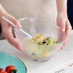 ⁦طقم اطباق اكليريك شفاف 3 قطع بمقاسات مختلفة لحمل وتقديم السلطات والفواكه علي السفرة بشكل شيك⁩ - الصورة ⁦2⁩