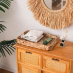 ⁦طقم باسكت خوص 3 قطع بمقاسات مختلفة لحمل وتنظيم ادوات العناية بالبشرة والشعر بيد⁩ - الصورة ⁦8⁩