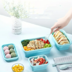 ⁦طقم علب ثلاجة 4 قطع بمقاسات مختلفة سيليكون قابل للطي بغطاء شفاف محكم الغلق⁩ - الصورة ⁦3⁩