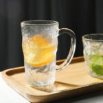 ⁦طقم كوبايات زجاج كريستال منقرش 6 قطع لشرب وتقديم المياه والعصائر والمشروبات الغازية بيد⁩ - الصورة ⁦4⁩