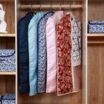 كفر ملابس لحماية البدل والفساتين من الأتربة داخل الدولاب بجزء شفاف لسهولة الأختيار وسوسته سهلة الفتح والغلق