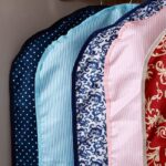 ⁦كفر ملابس لحماية البدل والفساتين من الأتربة داخل الدولاب بجزء شفاف لسهولة الأختيار وسوسته سهلة الفتح والغلق⁩ - الصورة ⁦3⁩