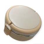 ⁦لانش بوكس بحلة استانليس ستيل بغطاء محكم الغلق ومعلقة لسهولة تناول الطعام خارج المنزل بيد⁩ - الصورة ⁦3⁩