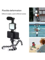 ⁦مجموعة تصوير احترافية ترايبود مع حامل للموبايل وكشاف اضاءه ليد وميكروفون بريموت كنترول للتصوير عن بعد⁩ - الصورة ⁦7⁩