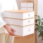 ⁦منظم مقسم 10 خانات للملابس الداخلية والشرابات وربطات العنق من البلاستيك بغطاء خشب⁩ - الصورة ⁦5⁩