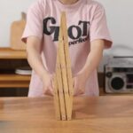 ⁦استاند خشب مقسم 6 خانات قابل للطي لحمل وتنظيم زجاجات المياة والعصائر⁩ - الصورة ⁦2⁩