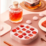 ⁦قالب مكعبات ثلج 2 دور علي شكل علبة لتبريد العصائر و المشروبات بغطاء محكم الغلق⁩ - الصورة ⁦2⁩