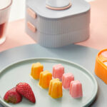 ⁦قالب مكعبات ثلج 2 دور علي شكل علبة لتبريد العصائر و المشروبات بغطاء محكم الغلق⁩ - الصورة ⁦5⁩