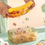 ⁦علبة مكعبات ثلج وايس كريم أكليريك لتبريد العصائر والمشروبات بغطاء محكم الغلق⁩ - الصورة ⁦4⁩