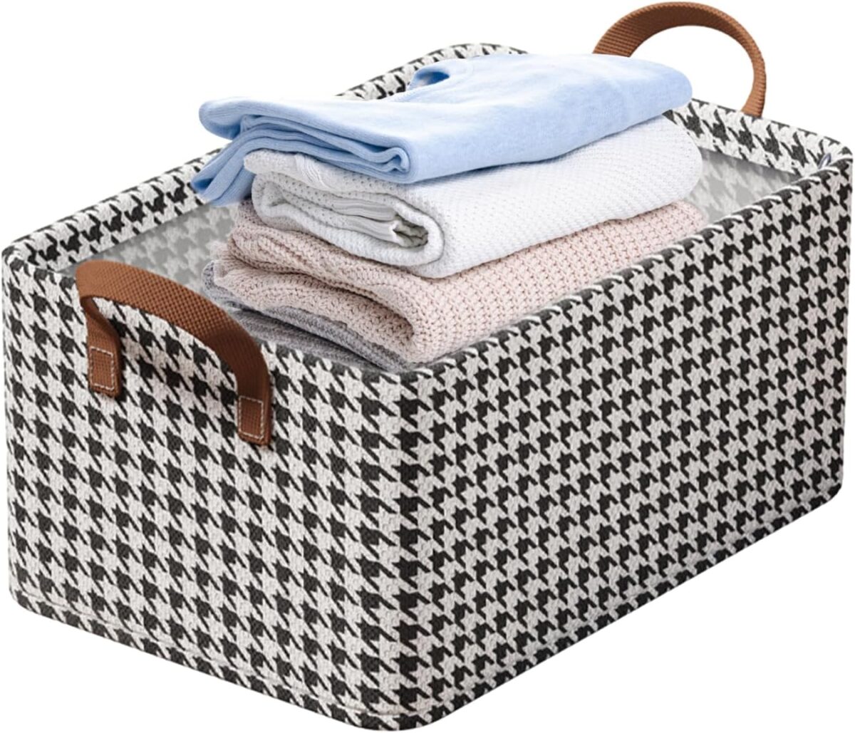 ⁦منظم ملابس للدواليب والادراج بيد قابل للطي⁩ - الصورة ⁦3⁩