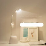 ⁦اباجورة مكتب تاتش 3 في 1 مزودة بمروحة ومقلمة تعمل بالشحن بيو اس بي⁩ - الصورة ⁦3⁩