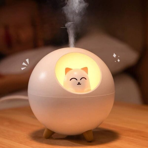 فواحة مضيئة علي شكل قطة بخزان 220 ملي لتعطير المنزل