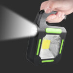 كشاف ميني محمول باضاءة بيضاء يعمل بالطاقة الشمسية للطوارئ والرحلات