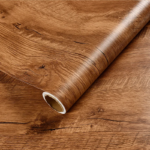 ⁦رول استيكر لاصق شكل خشبي باللون البني  لتجديد ديكور الحوائط والاثاث⁩ - الصورة ⁦2⁩